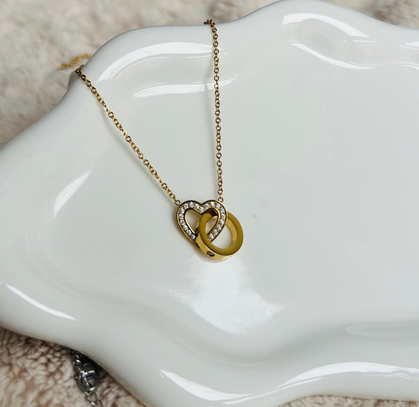 Bound by Love Halskette / 18K vergoldet