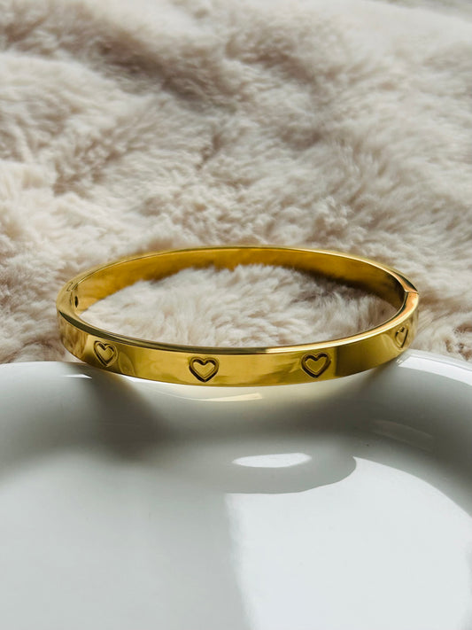 Golden Hearts Armreif / 18K vergoldet