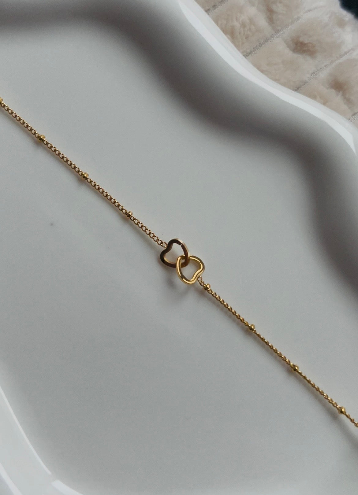 Connected Hearts Armband | 18K vergoldet